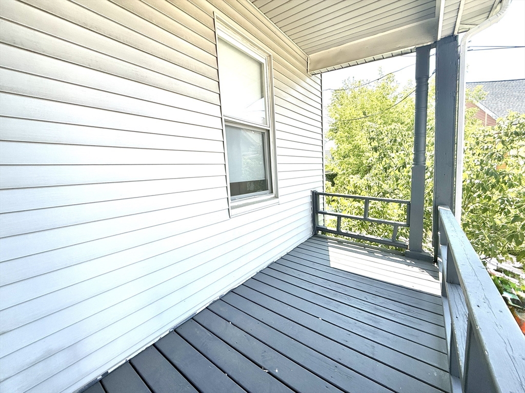 23 Orient St