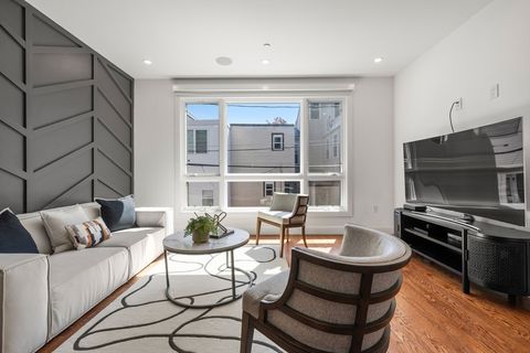 7a Kemble Pl Boston MA 02127