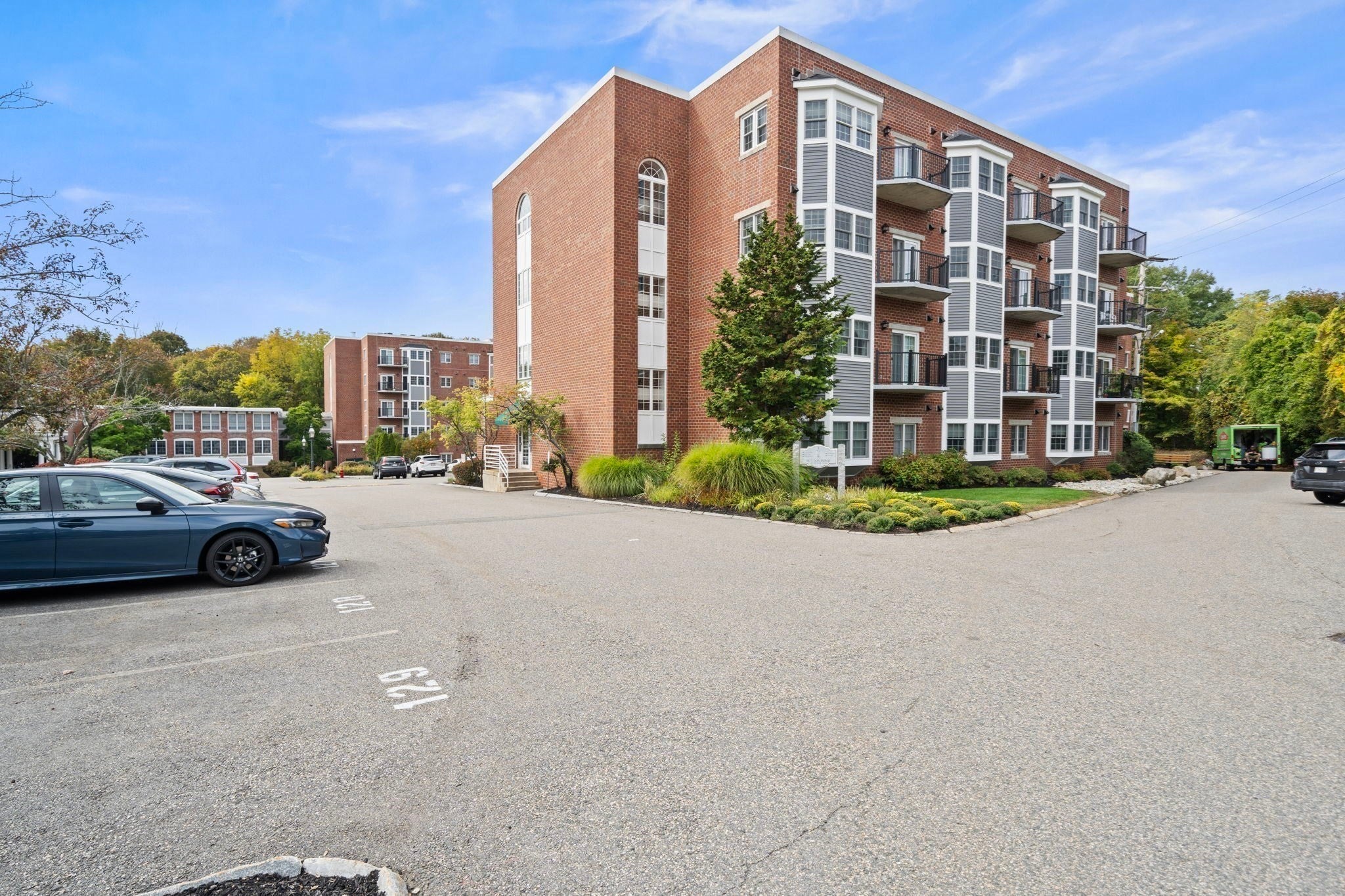 148 Main St C439