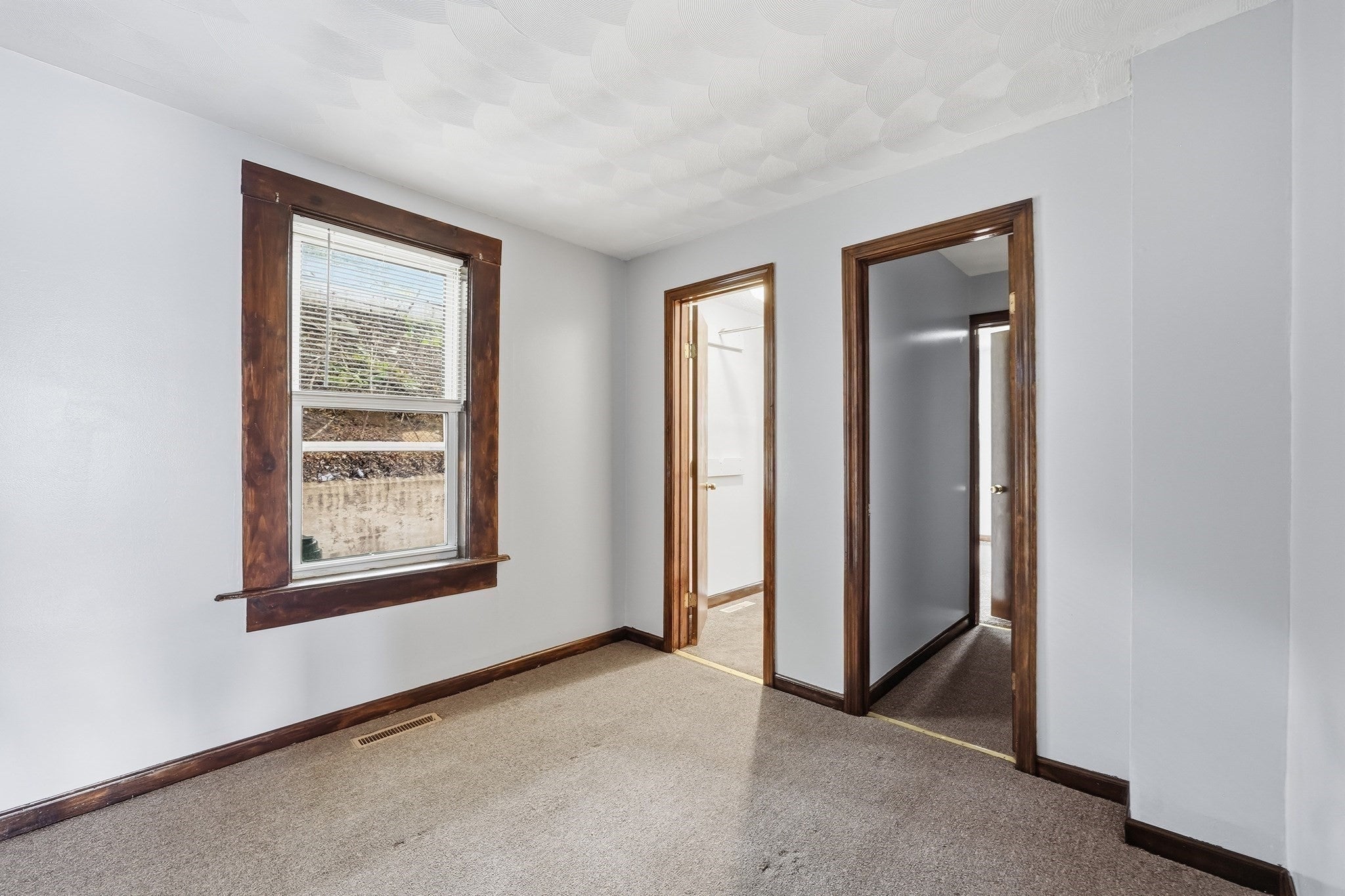 295 Main St, Springfield, MA Photo #12