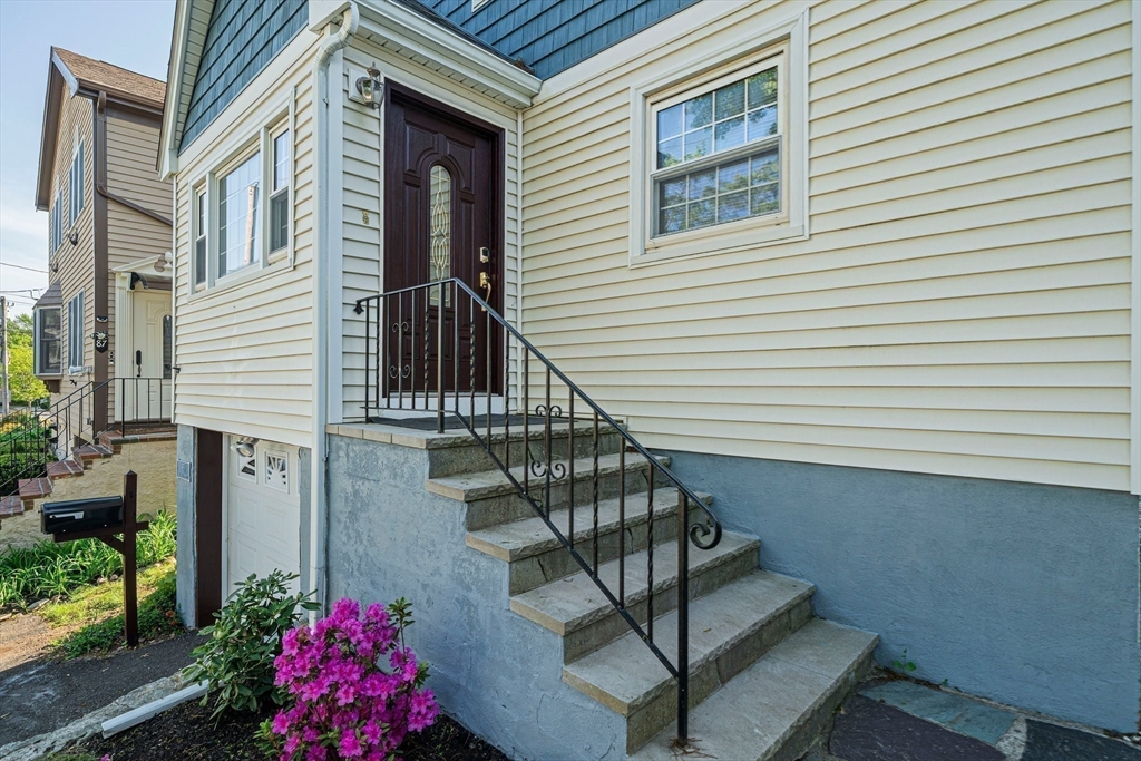 85 Salman St