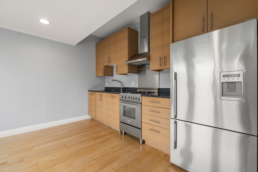 641 Tremont St 3