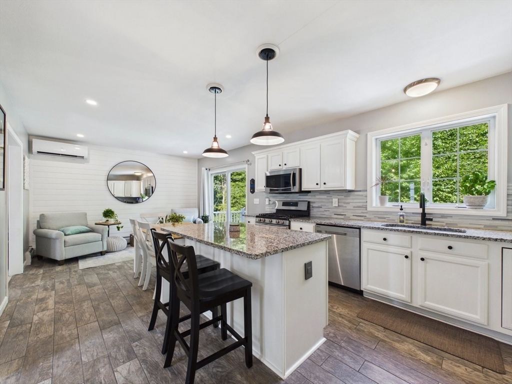 75 Erin Ct