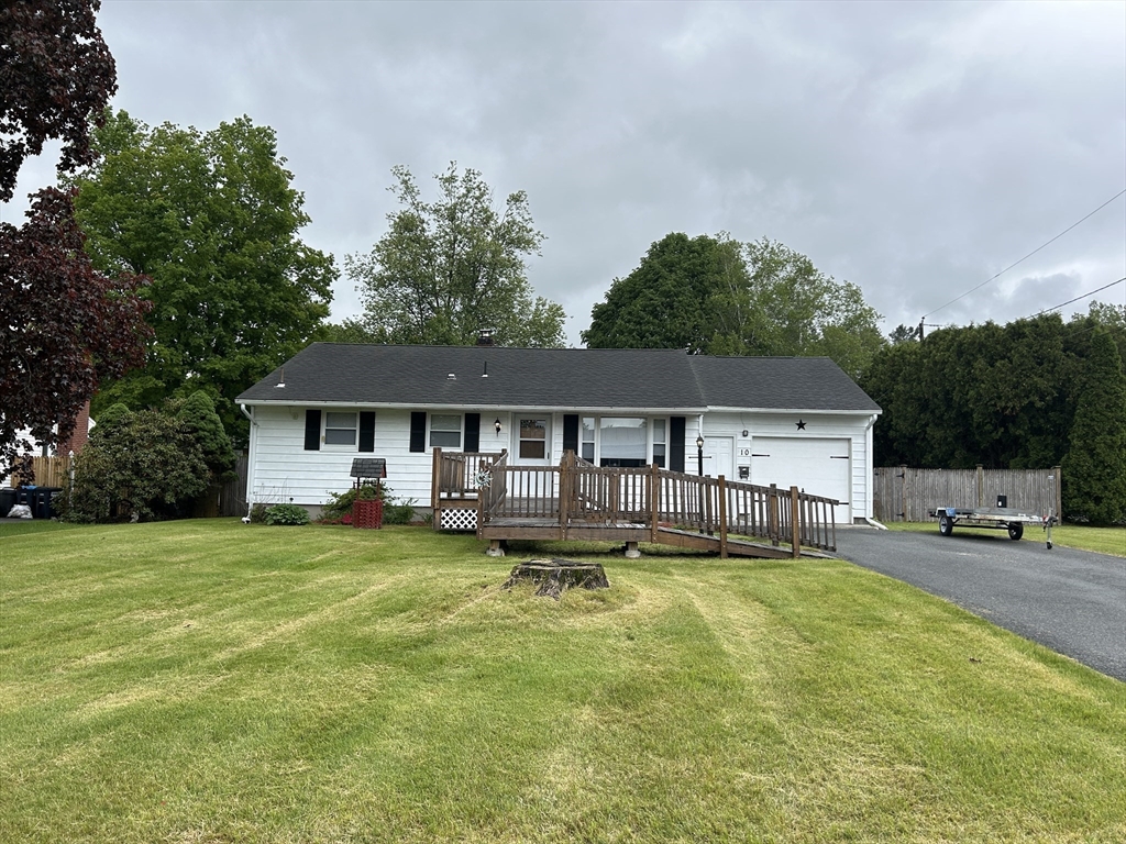 10 Elaine Dr