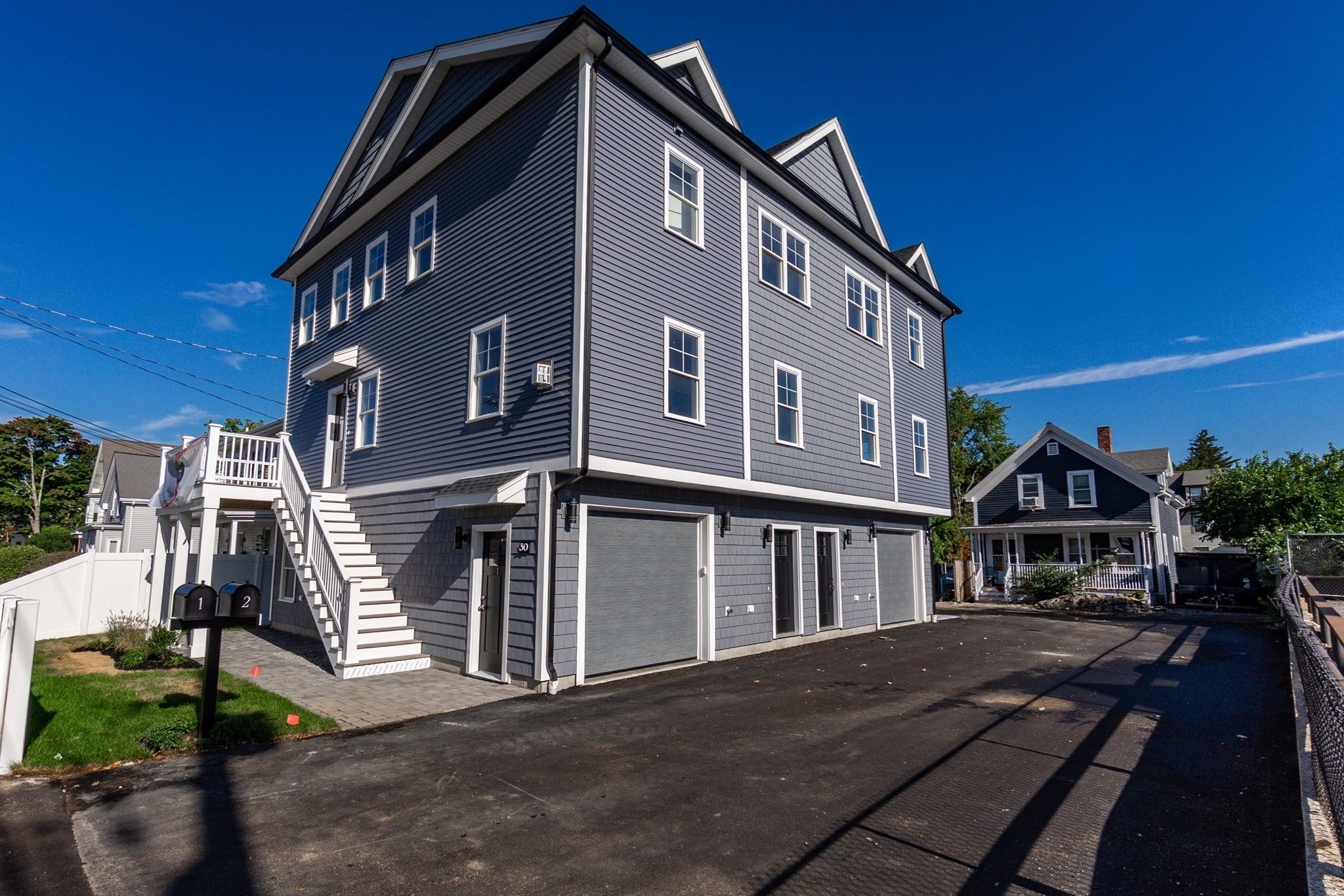 Photo of 30 Maple St, Waltham, MA