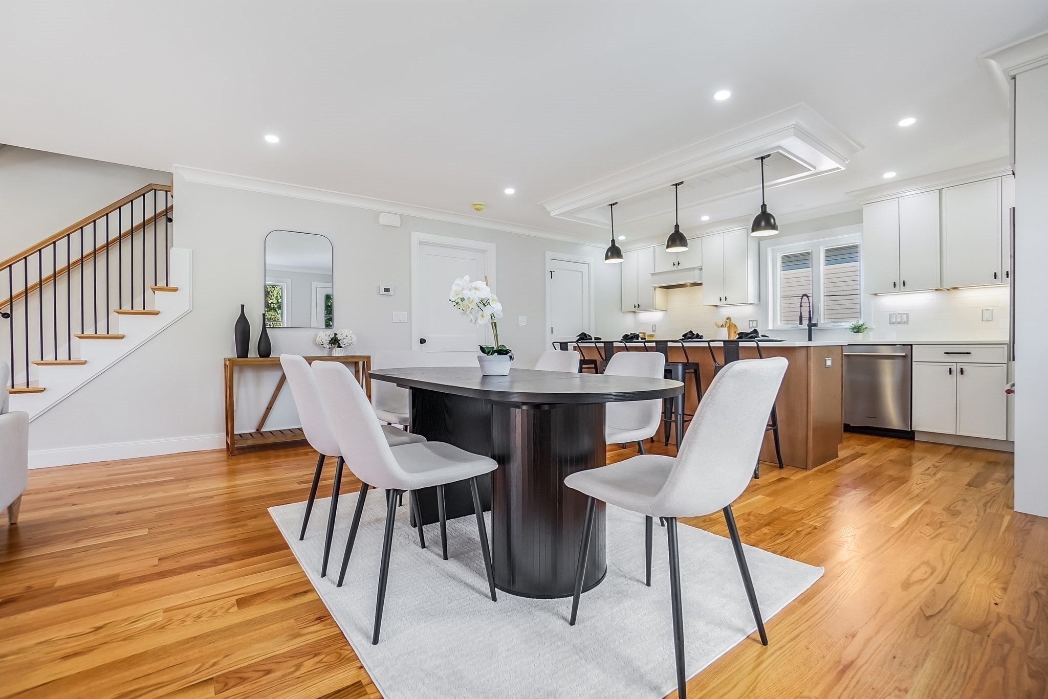 30 Maple St #2, Waltham, MA Photo #13