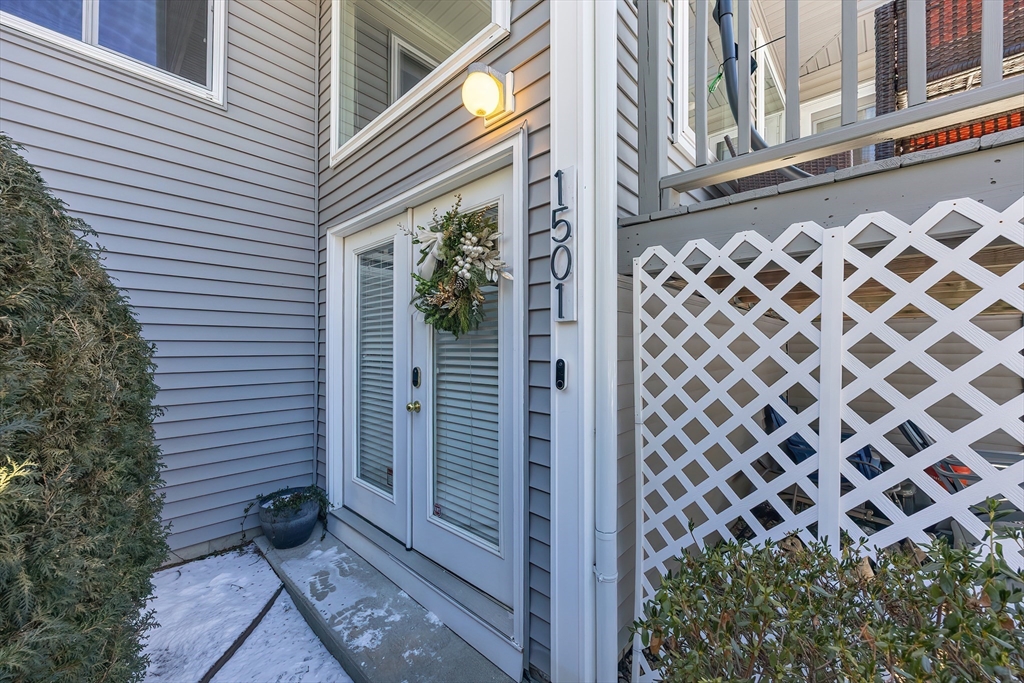 1501 Old Bridge Ln 1501