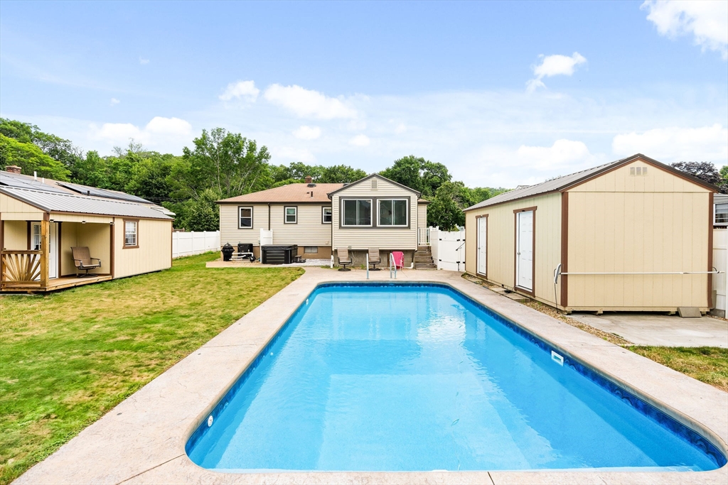 25 Kinney Dr
