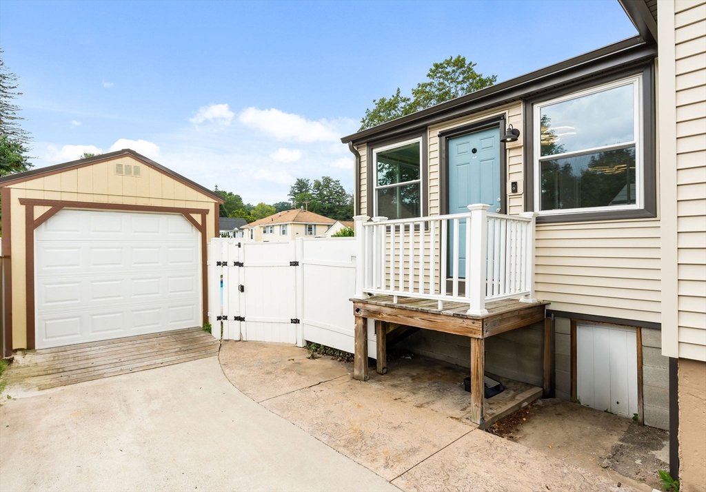 25 Kinney Dr