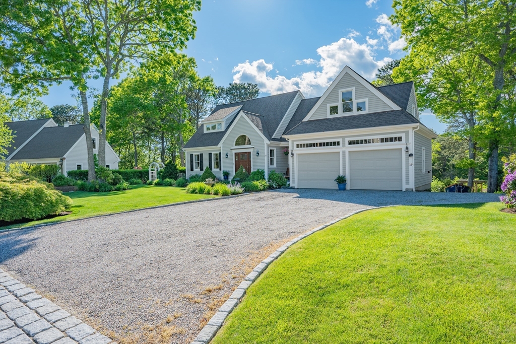 35 Bayshore Dr