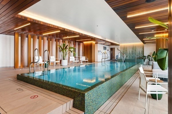 150 Seaport Blvd 14A