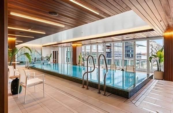 150 Seaport Blvd 14A