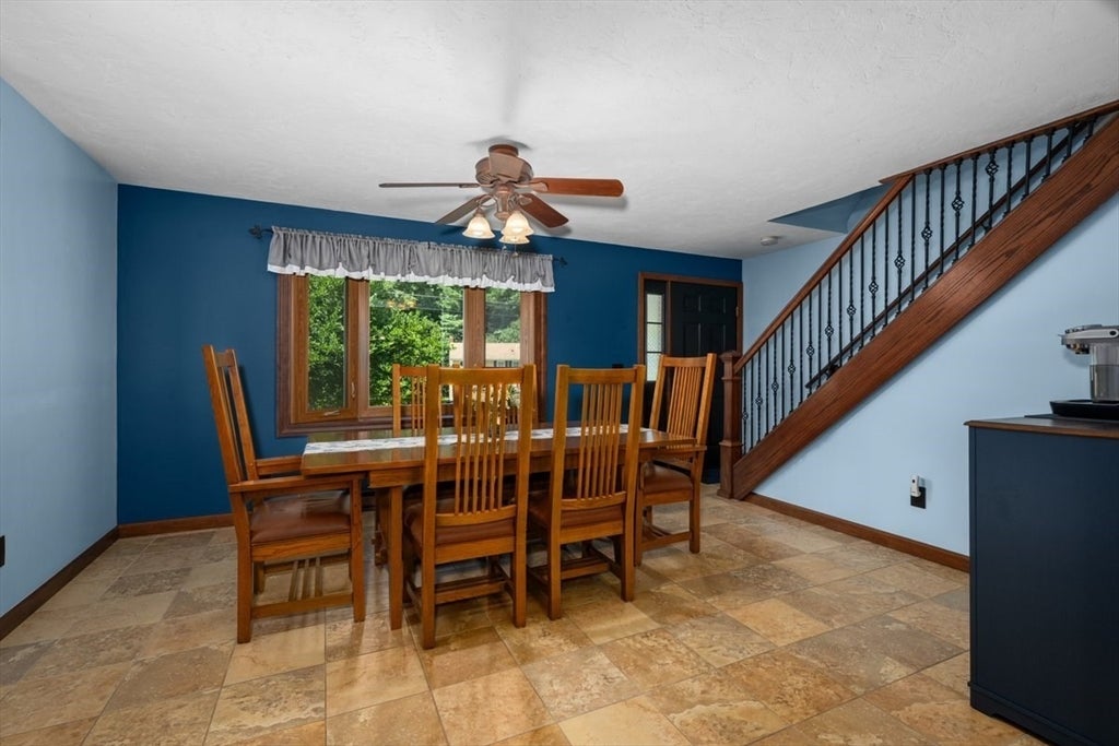 33 Scenic Ave, Webster, MA Photo #9