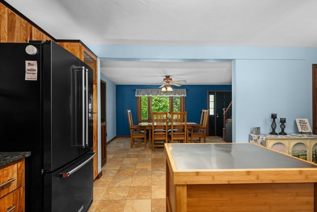 33 Scenic Ave, Webster, MA Photo #8