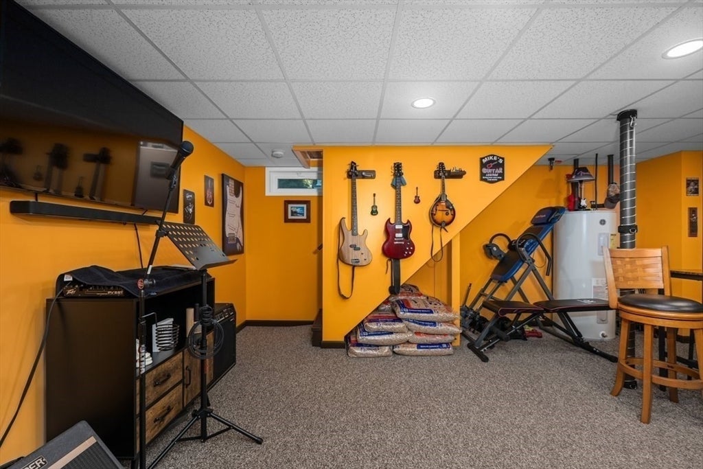 33 Scenic Ave, Webster, MA Photo #23