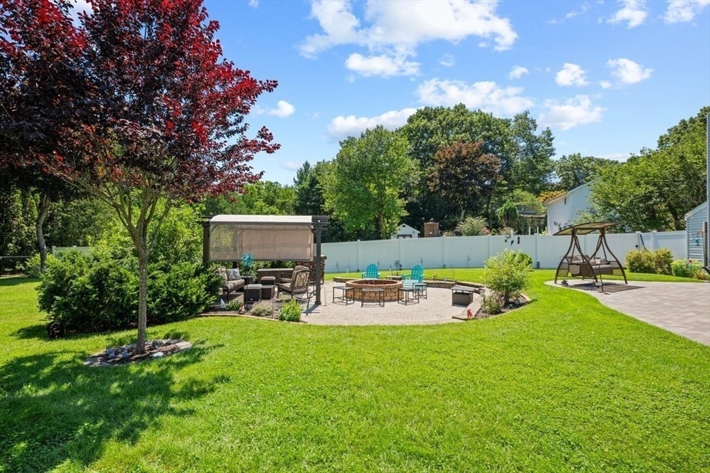 33 Scenic Ave, Webster, MA Photo #32
