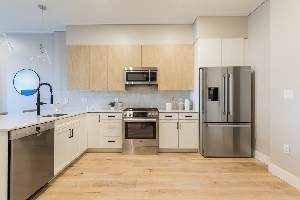 70 Leo M Birmingham Pkwy 504