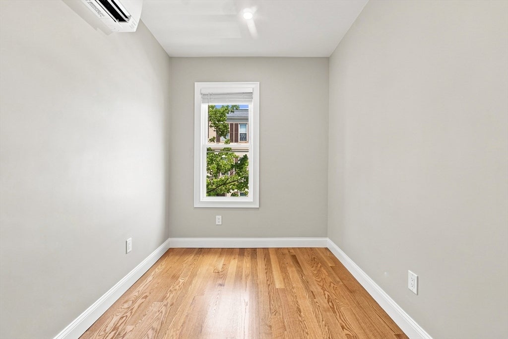 519 E 3rd ST #2, Boston, MA Photo #9