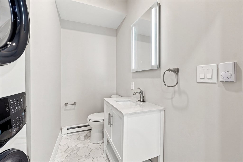 519 E 3rd ST #2, Boston, MA Photo #18