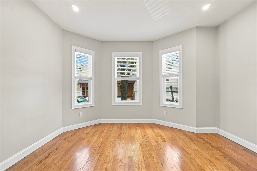 519 E 3rd ST #2, Boston, MA Photo #13