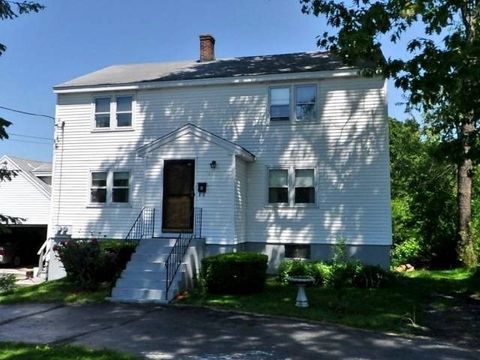 Photo of 121 King Philip Rd, Worcester, MA 01606 (MLS # 73486680)