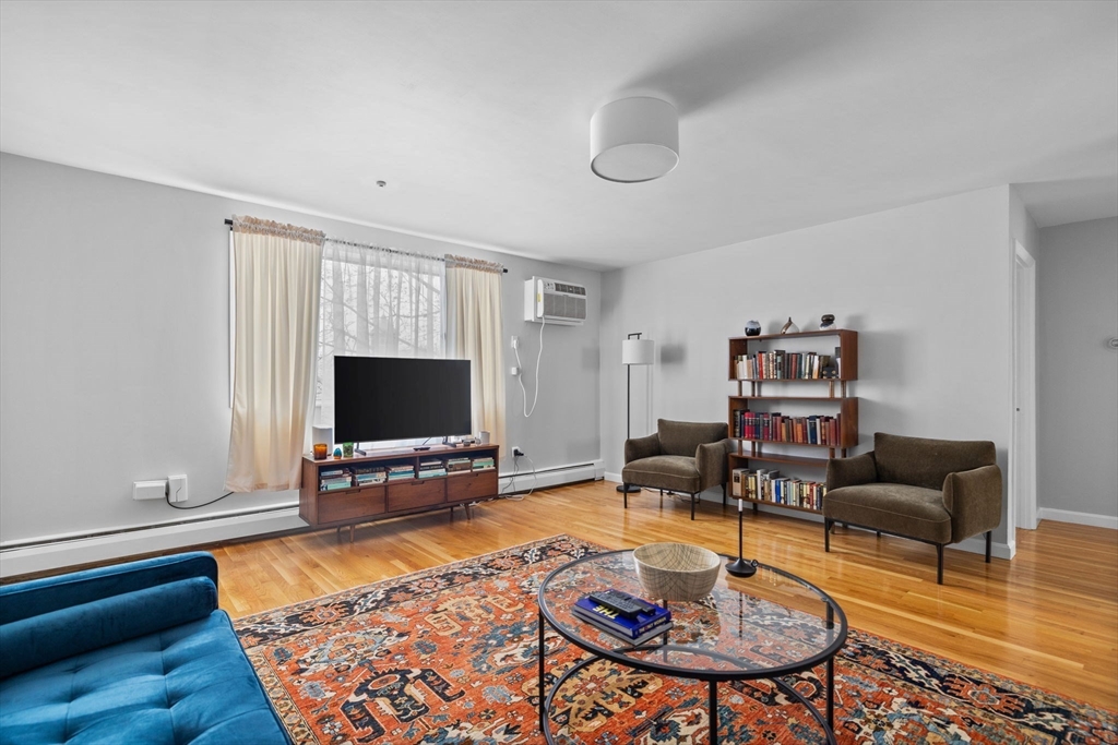 110 Pearl St 2