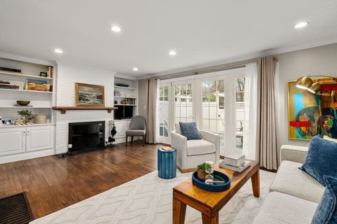 Photo of 11 Oak St #16, Wellesley, MA 02482 (MLS # 73506610)