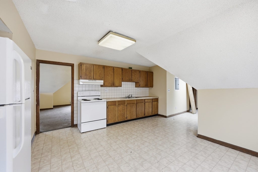 19-21 Rutledge Ave, Springfield, MA, 19-21 Rutledge Ave, Springfield, MA Photo #4
