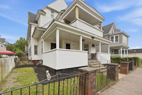 Photo of 19-21 Rutledge Ave, Springfield, MA 01105 (MLS # 73562206)