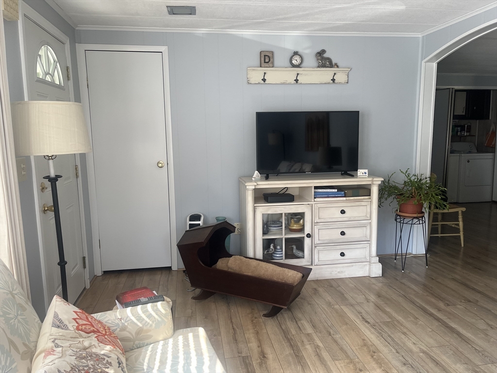 22-5 South Meadow Village