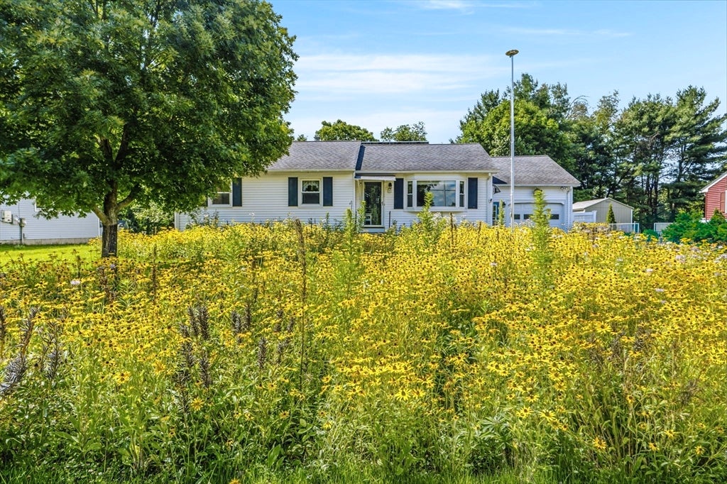 8 Richardson Cir