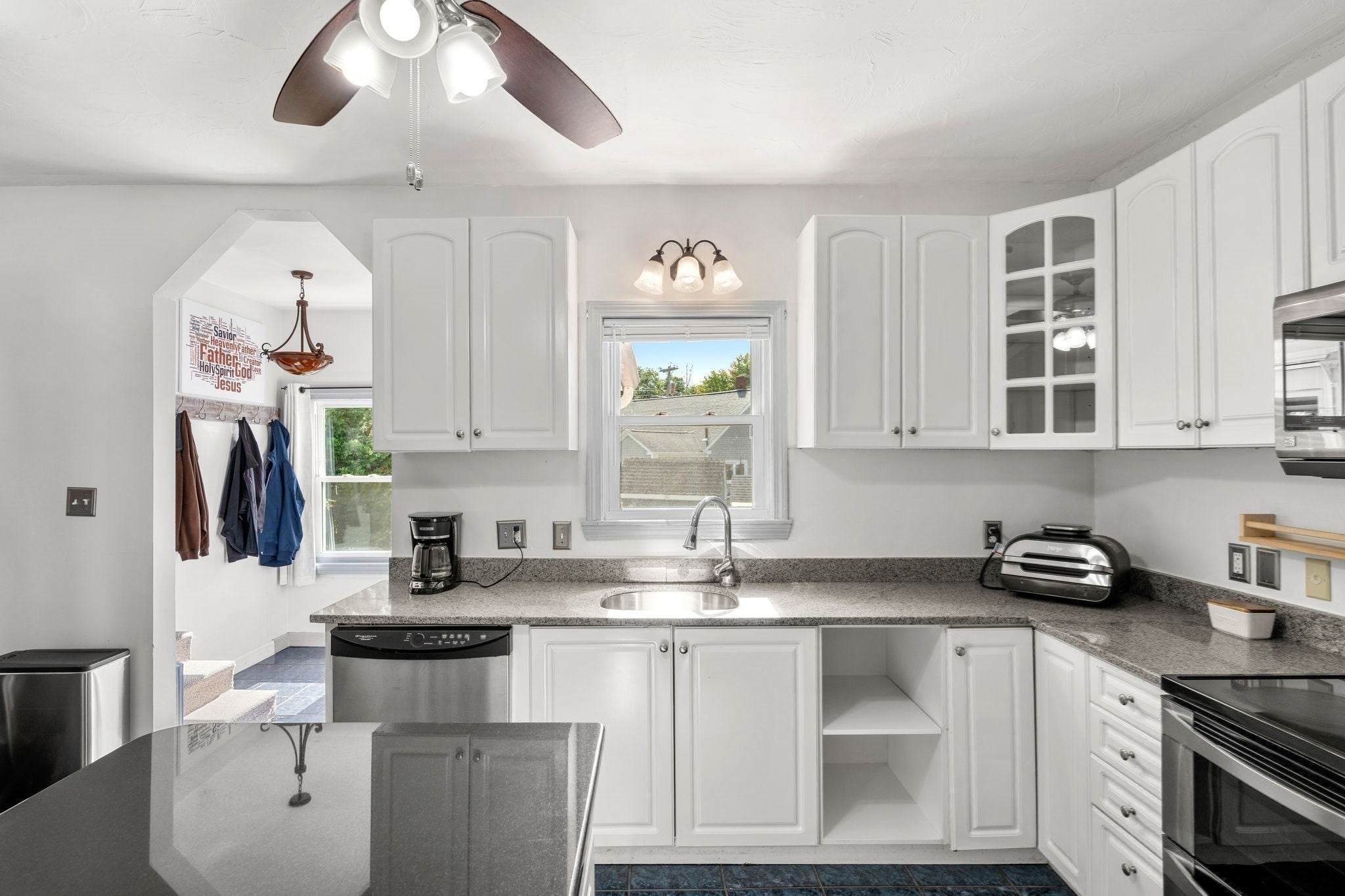 24 Lakeview Ave, Taunton, MA, 24 Lakeview Ave, Taunton, MA Photo #19