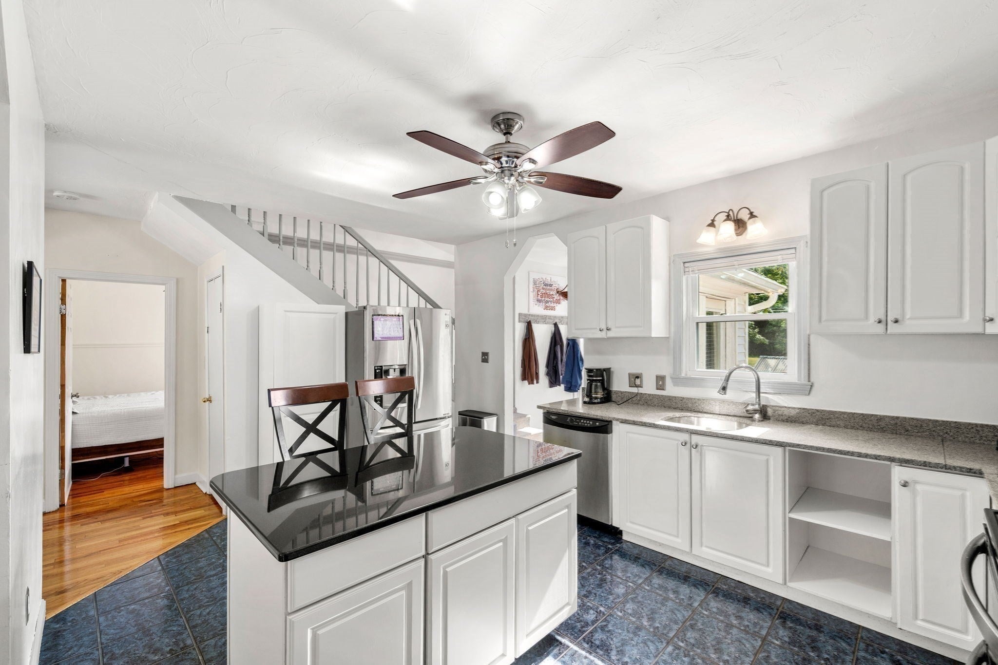 24 Lakeview Ave, Taunton, MA, 24 Lakeview Ave, Taunton, MA Photo #18