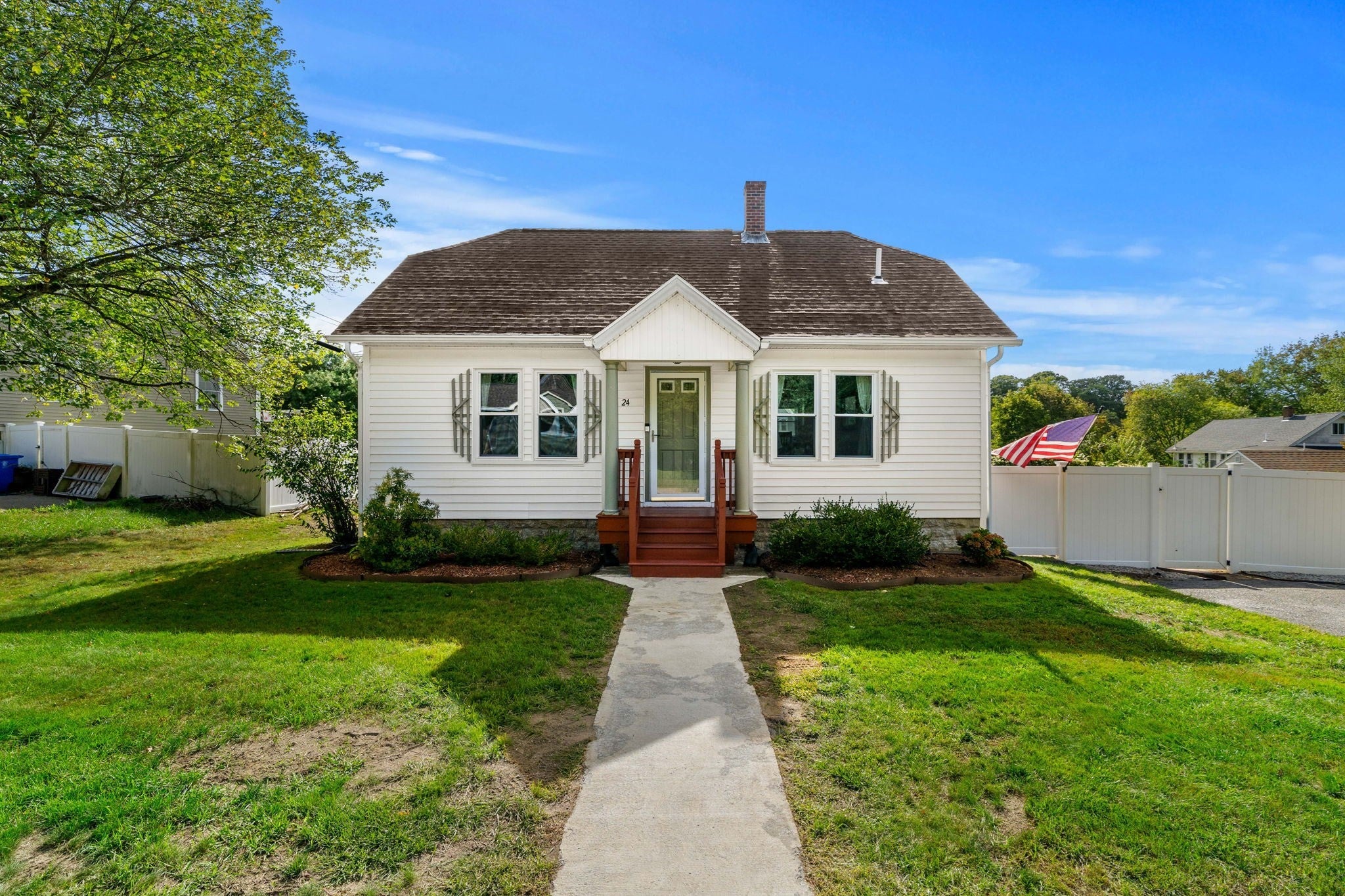 24 Lakeview Ave, Taunton, MA, 24 Lakeview Ave, Taunton, MA Photo #1