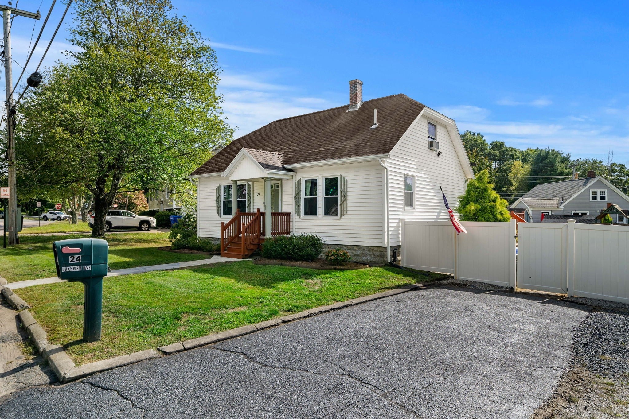 24 Lakeview Ave, Taunton, MA, 24 Lakeview Ave, Taunton, MA Photo #3