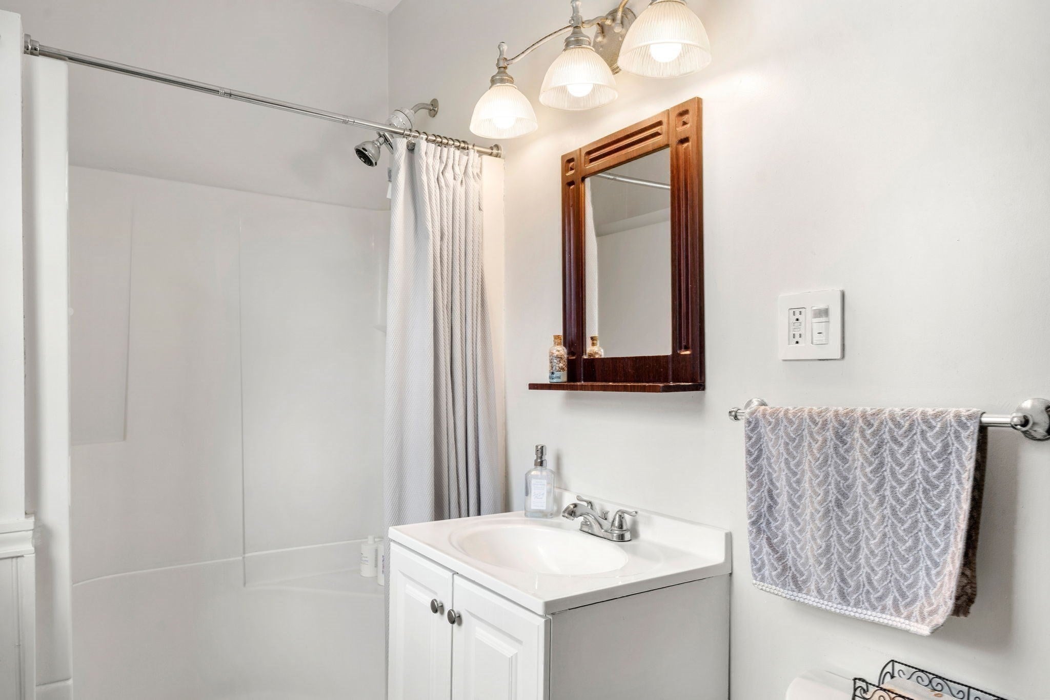 24 Lakeview Ave, Taunton, MA, 24 Lakeview Ave, Taunton, MA Photo #27