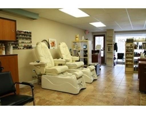 320 Boston Post Road A