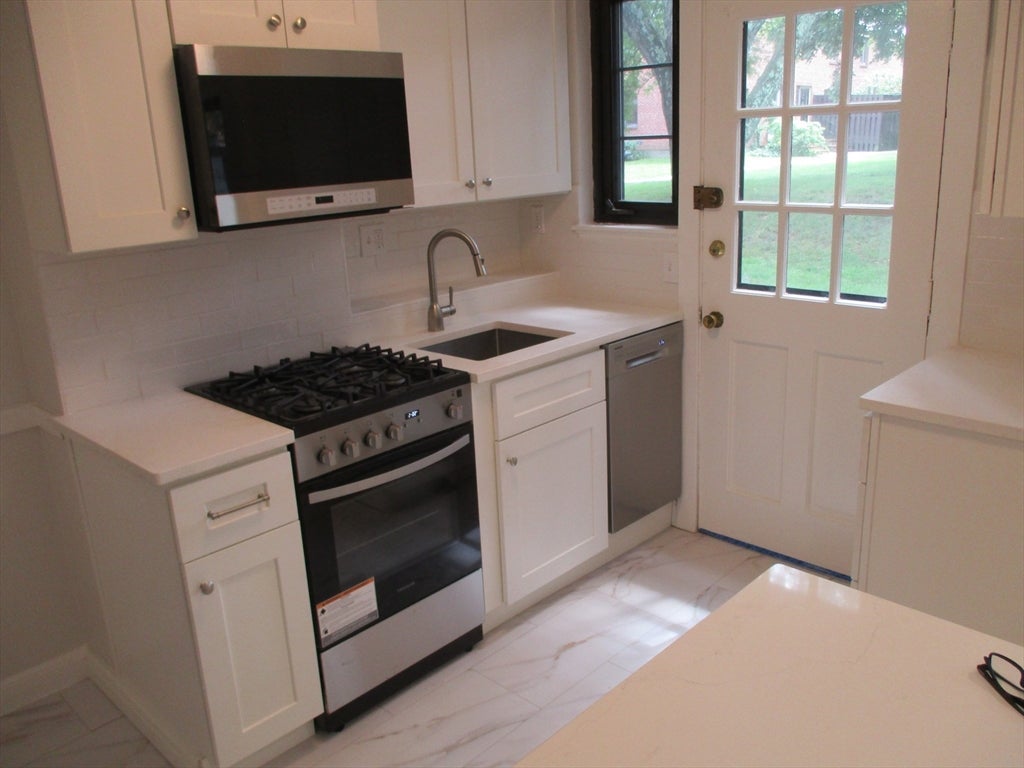 52 Grant Ave #1, Watertown, MA, 52 Grant Ave #1, Watertown, MA Photo #4