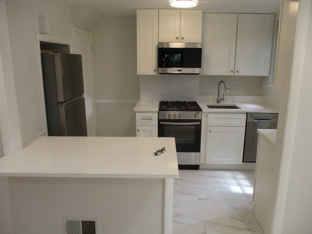 52 Grant Ave #1, Watertown, MA, 52 Grant Ave #1, Watertown, MA Photo #3