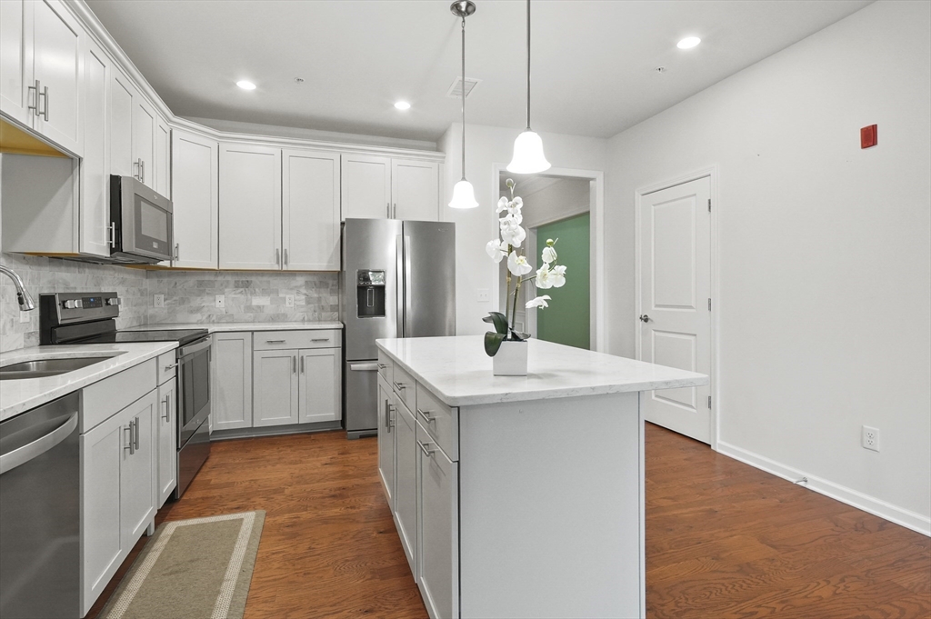 2103 Talbot Way 2103