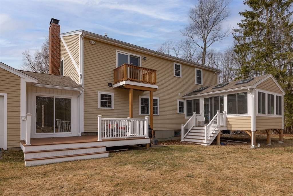 3 Bear Hill Rd