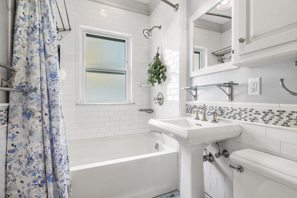 27 Prescott St #1, Somerville, MA Photo #12