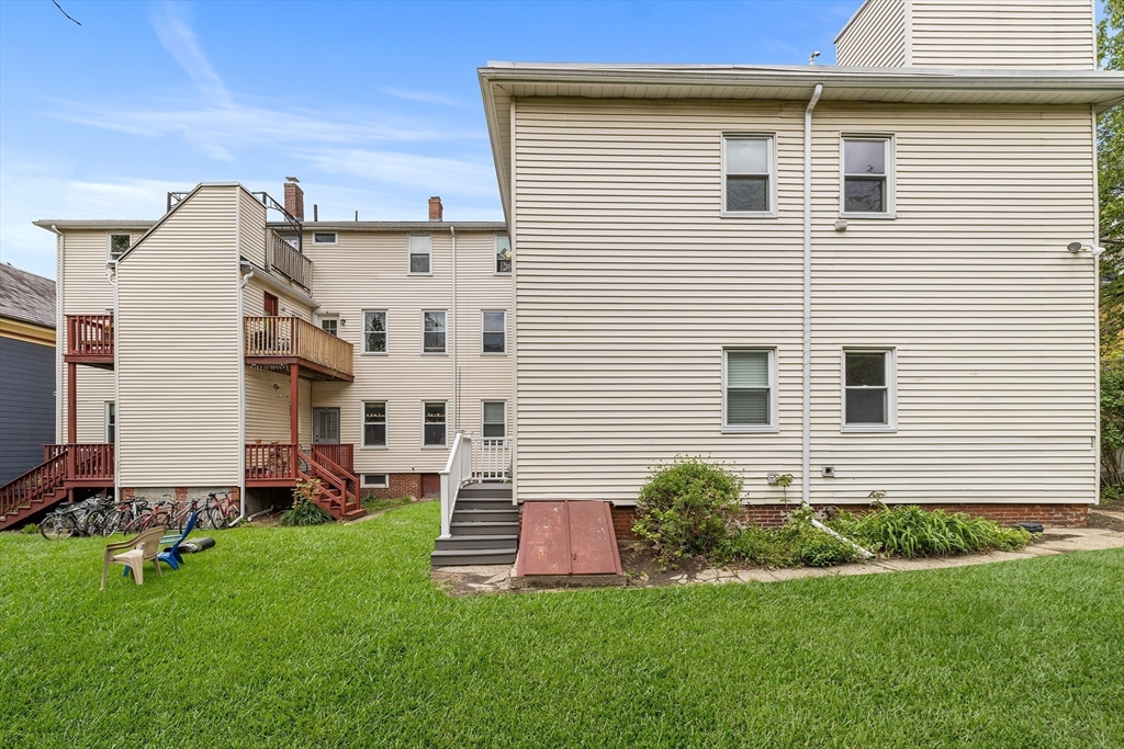 27 Prescott St #1, Somerville, MA Photo #18