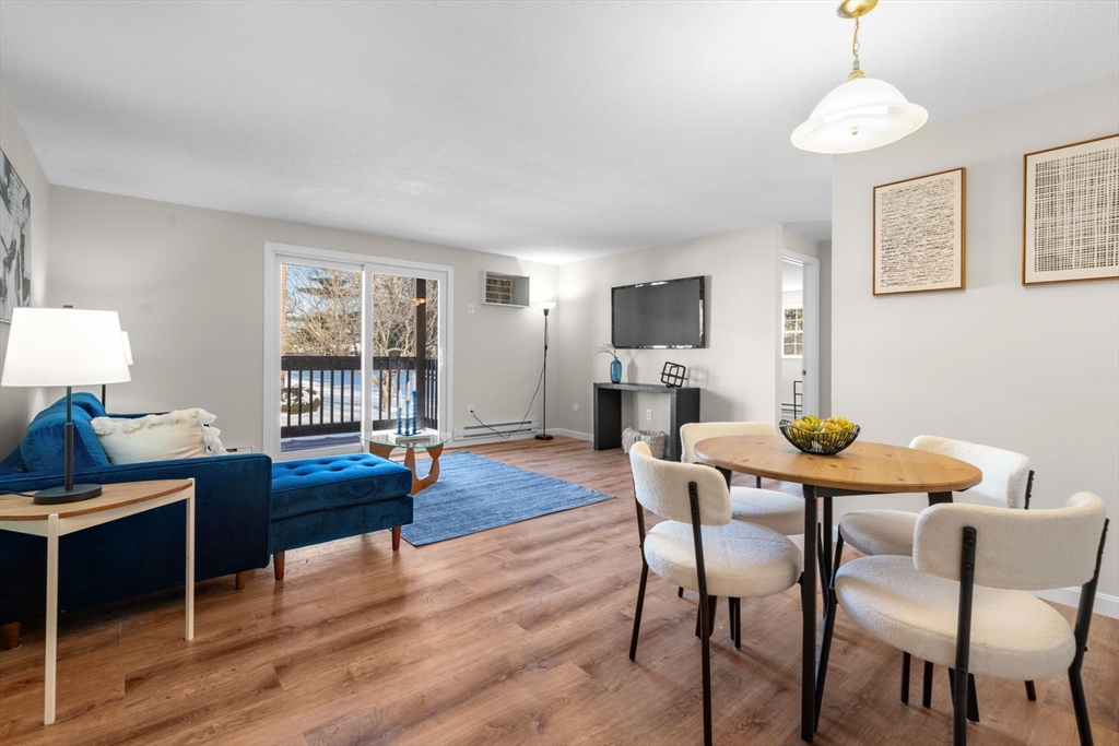 39 Pleasant Street B10