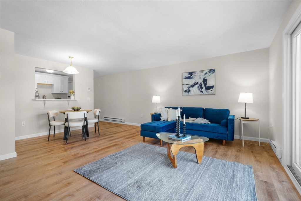 39 Pleasant Street B10