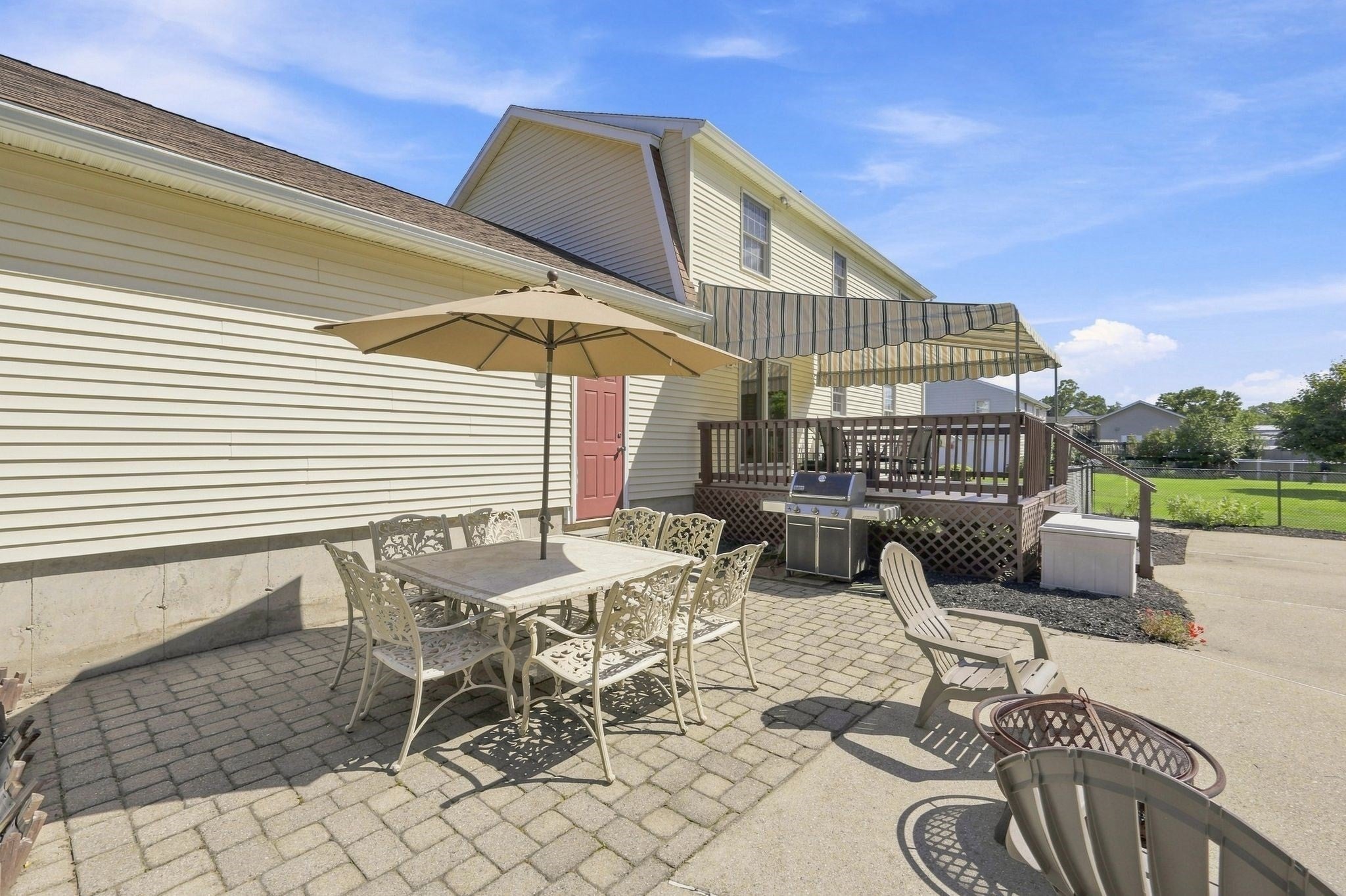 89 Zachary Ln, Agawam, MA Photo #33