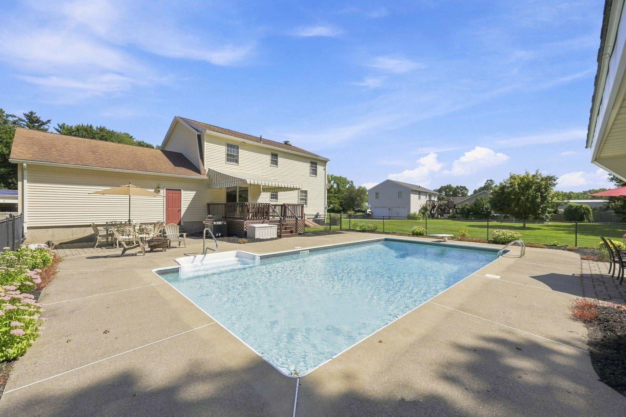 89 Zachary Ln, Agawam, MA Photo #30
