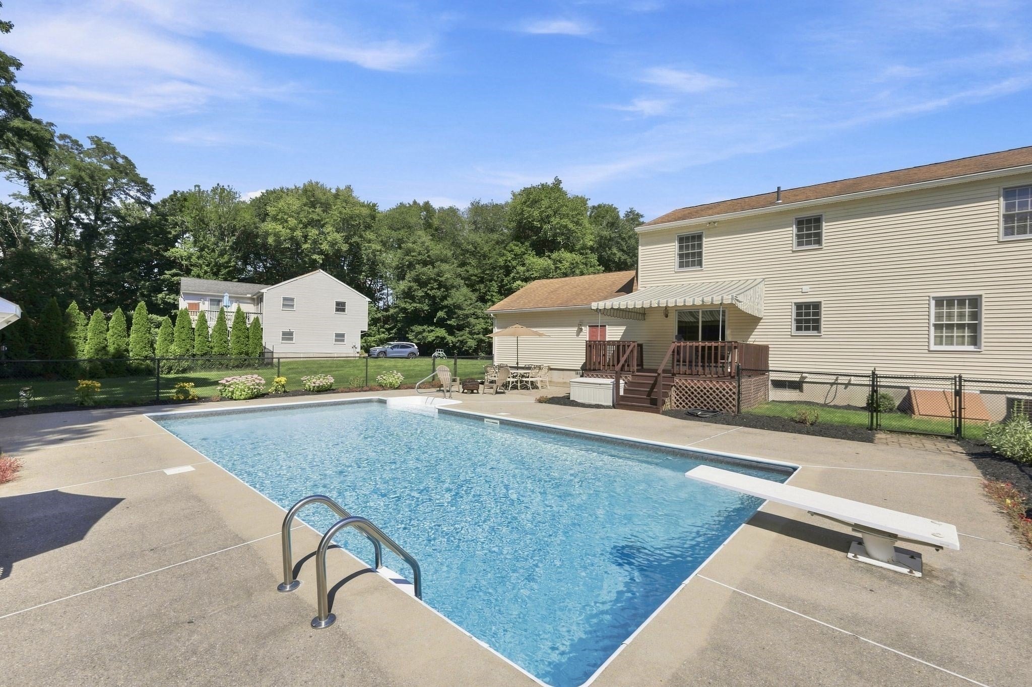 89 Zachary Ln, Agawam, MA Photo #35