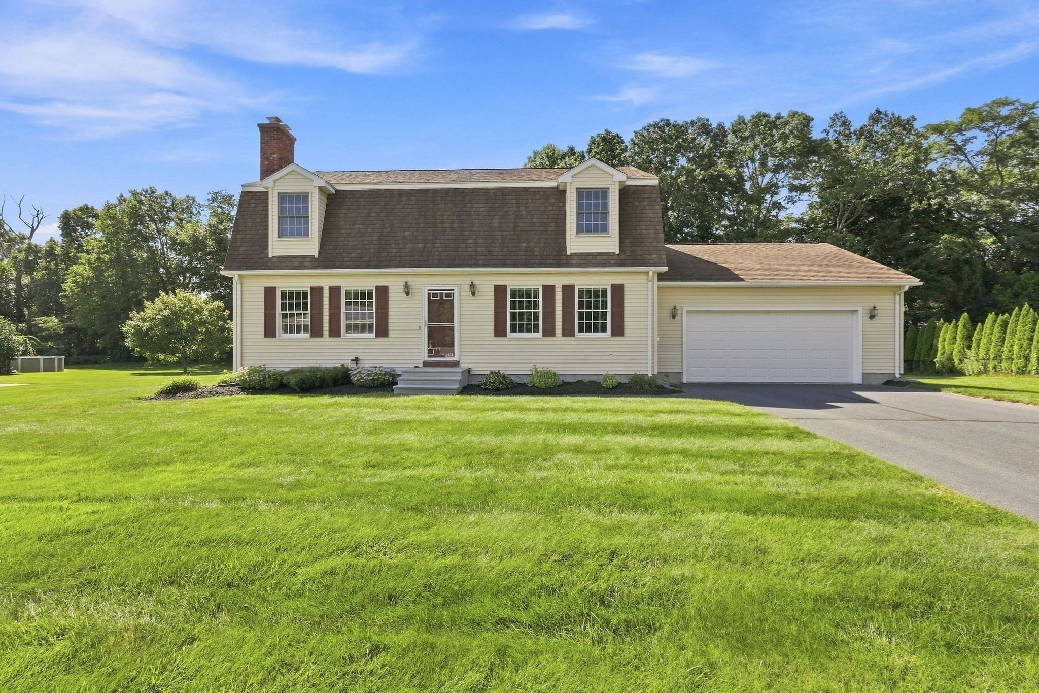 89 Zachary Ln, Agawam, MA Photo #42