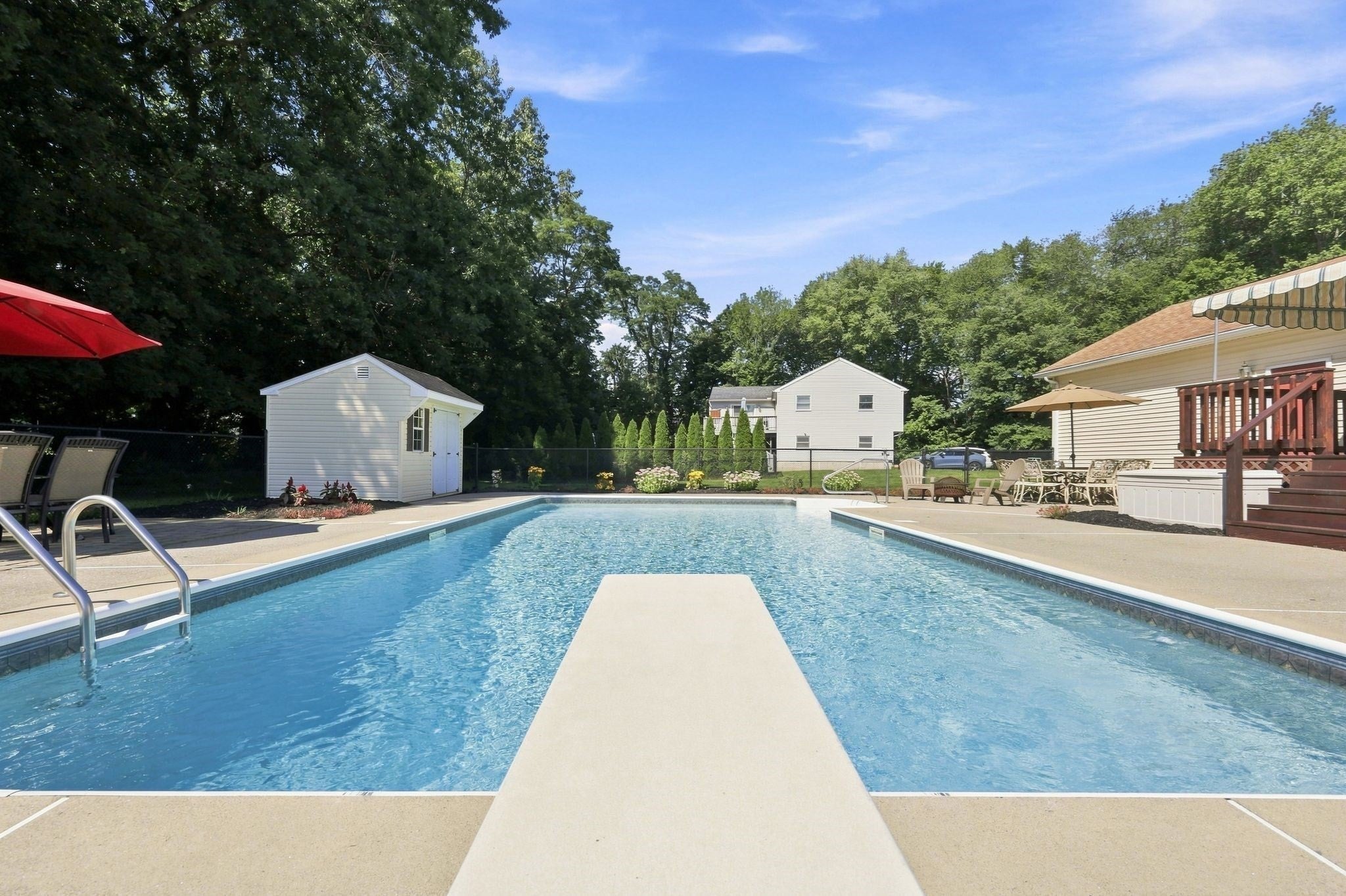 89 Zachary Ln, Agawam, MA Photo #36